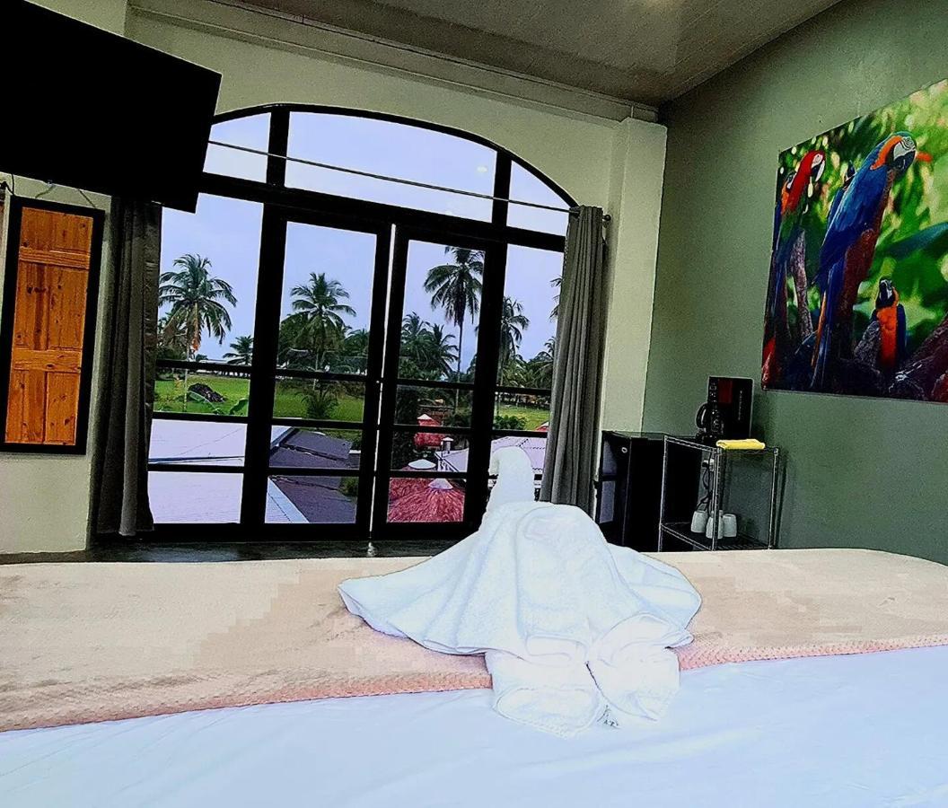 Show Pony Beach Resort And Suites Las Lajas (Chiriqui) Exterior foto