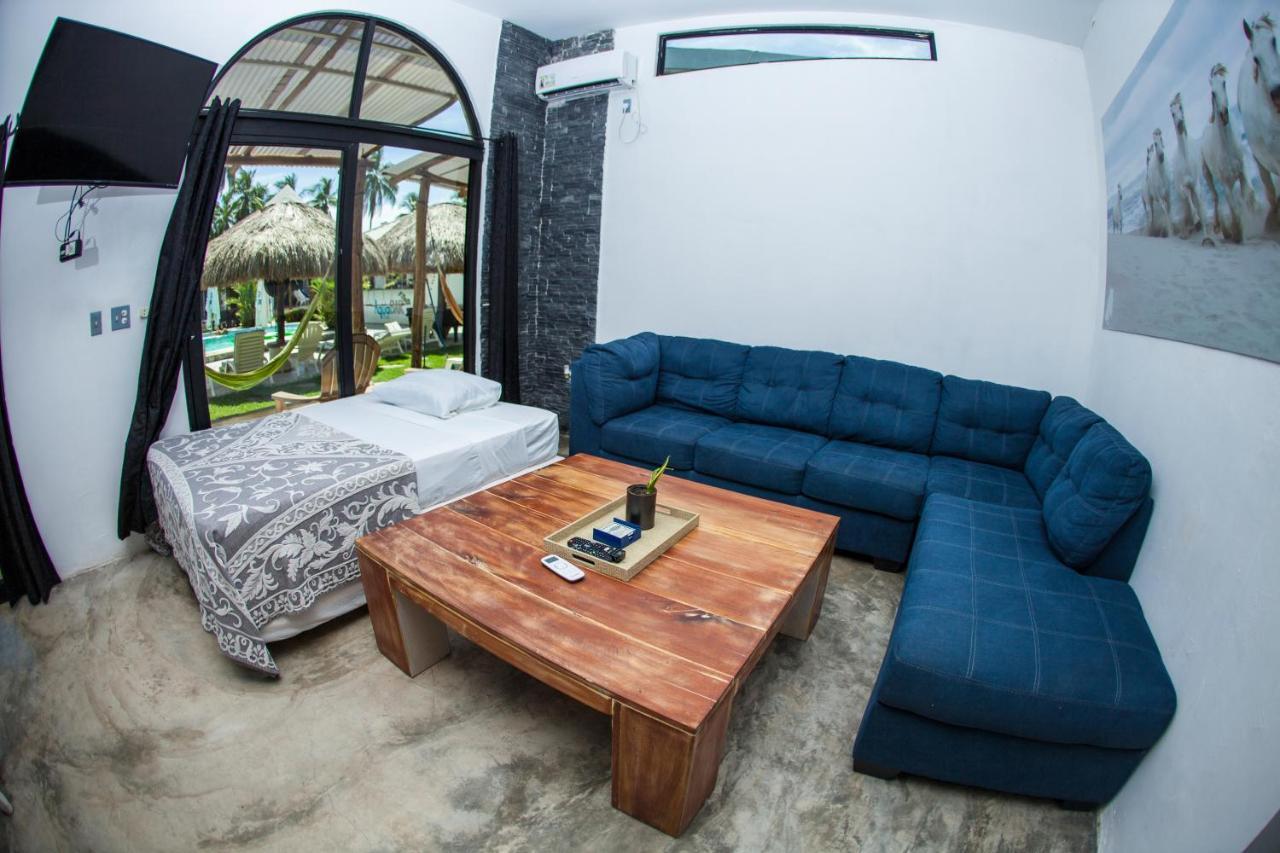 Show Pony Beach Resort And Suites Las Lajas (Chiriqui) Exterior foto